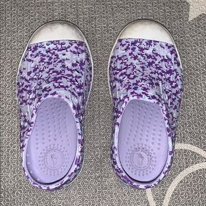 Native shoes - size 7